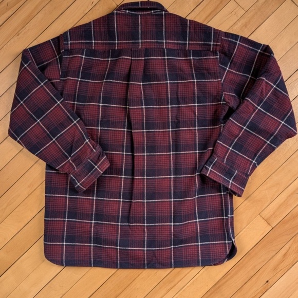 L.L. Bean Traditional Fit Chamois Cloth Shirt - Picture 3 of 5